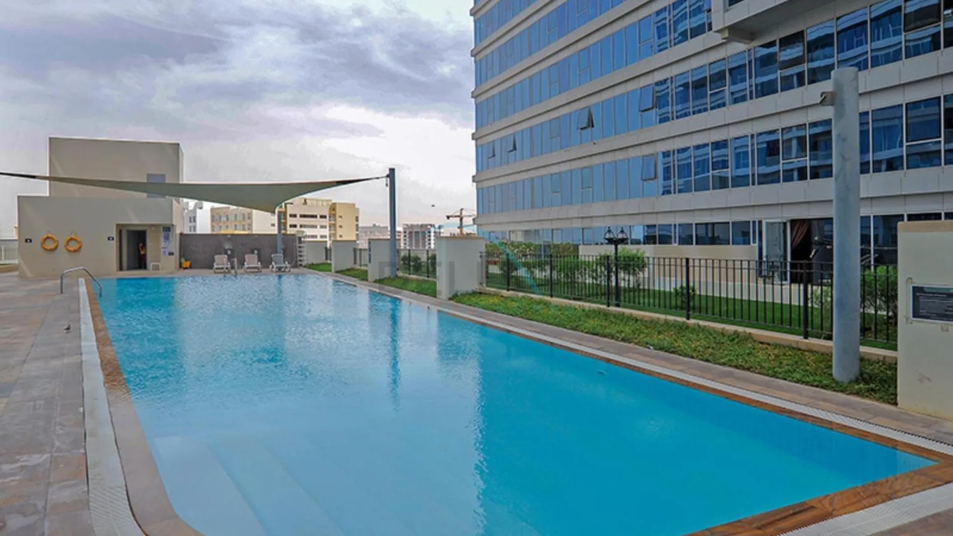 Affordable Living 1Br, Steps From Retail Stores, Skycourts Tower D, Dubailand By Deluxe Holiday Homes Apartment Dubai